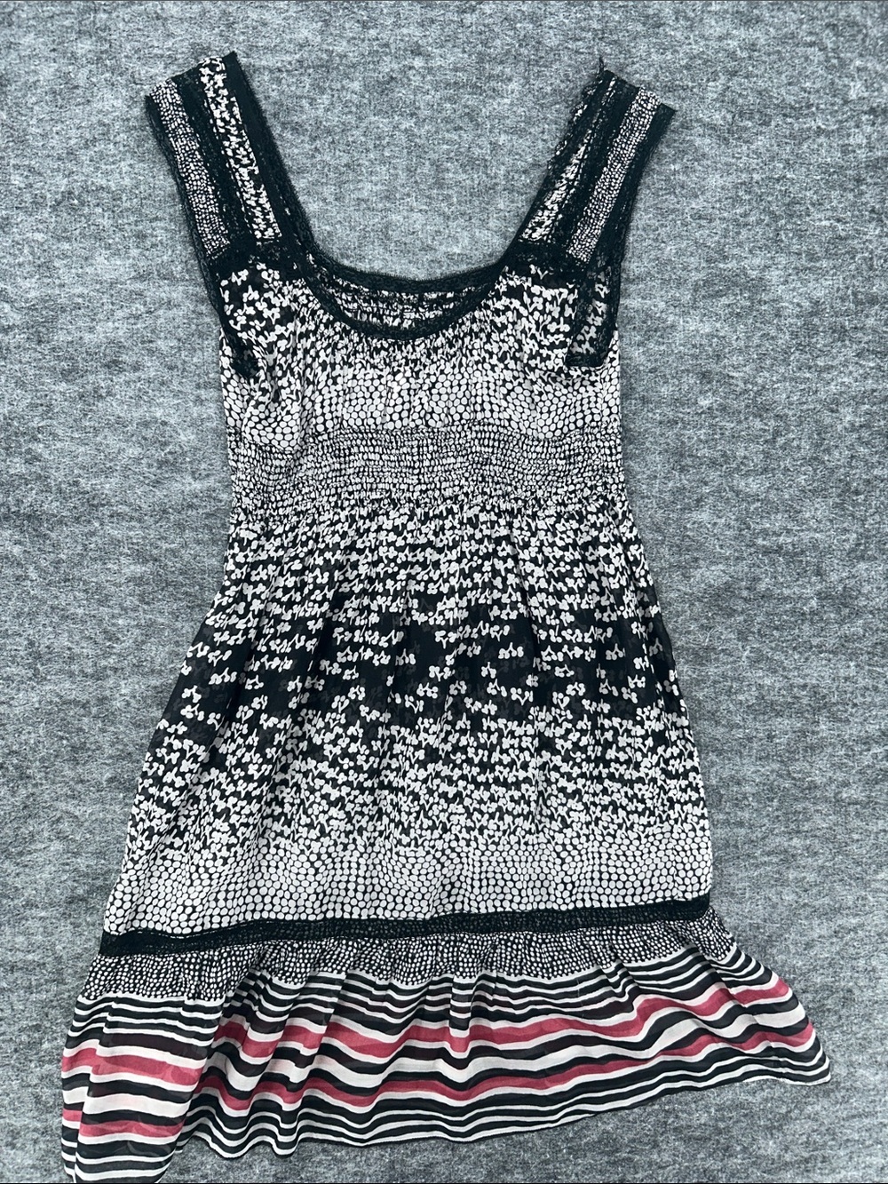 Free People Black and White Patterned Sleeveless Dress with Pink Stripe Hem Sz 6 - Picture 4 of 7